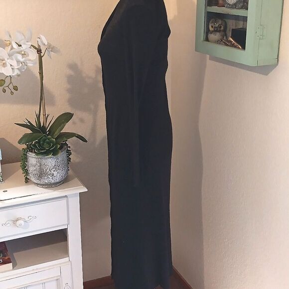 Alexis Lamontagna Dark Gray Midi Length Sweater Dress - Picture 5 of 11